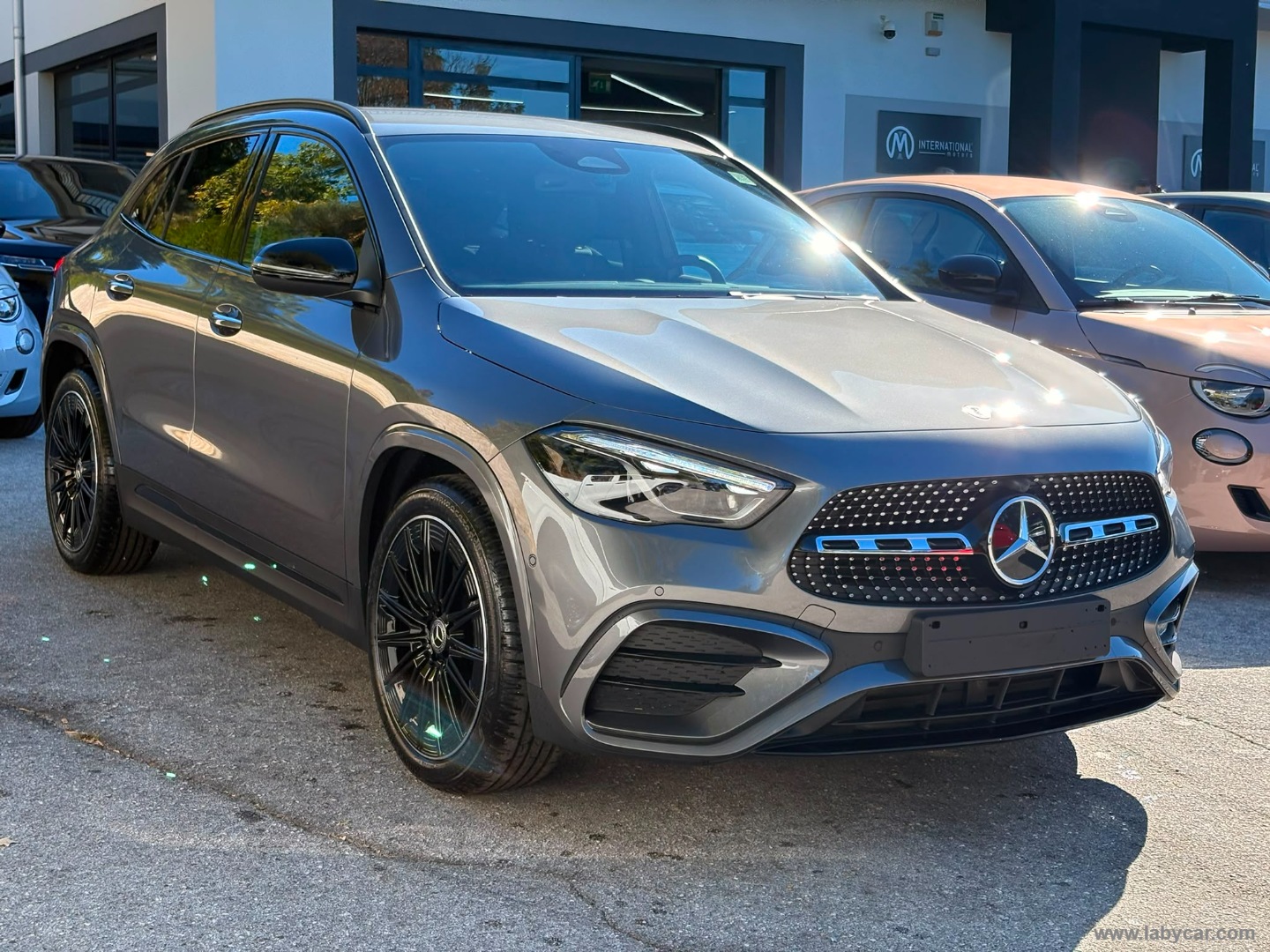 Mercedes-Benz Classe GLA 200 d Automatic AMG Line Extra - Immagine 3