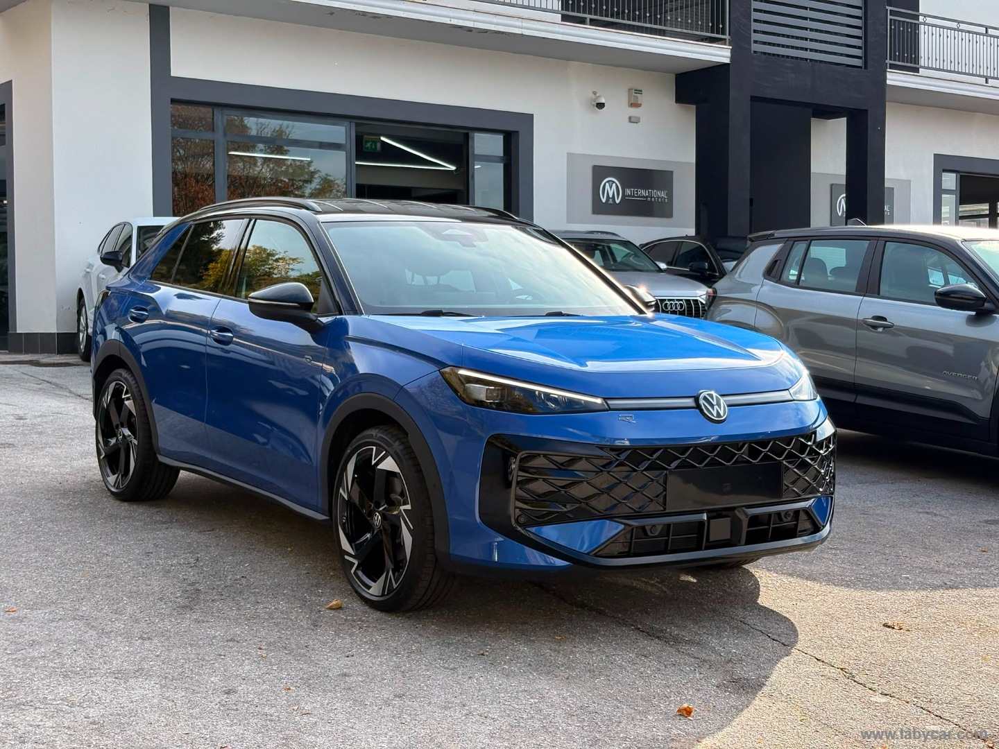 Volkswagen T-Roc 1.5 eTSI ACT 150 CV DSG R-Line - Immagine 3