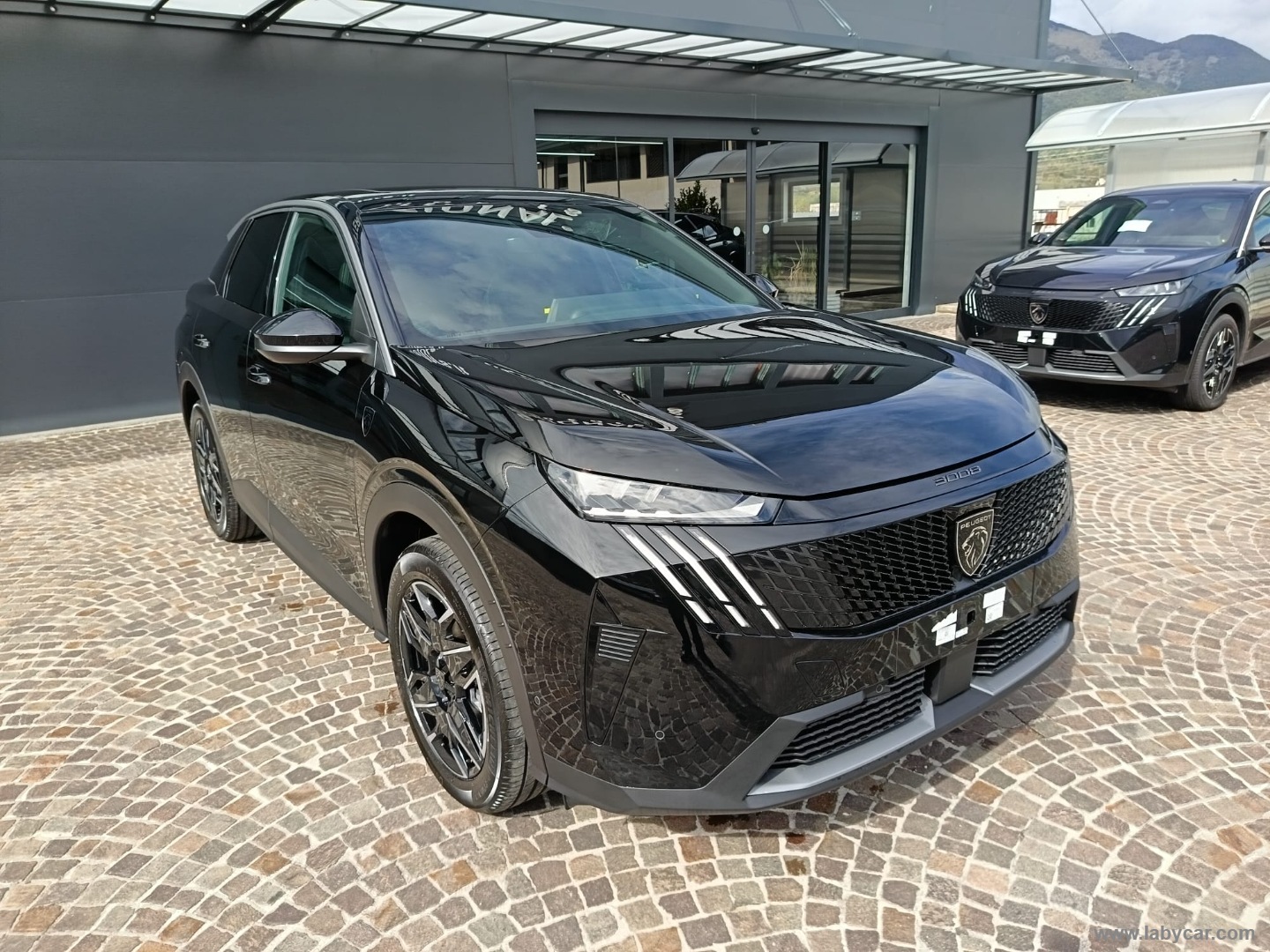 Peugeot 3008 Hybrid 145 e-DCS6 GT - Immagine 3