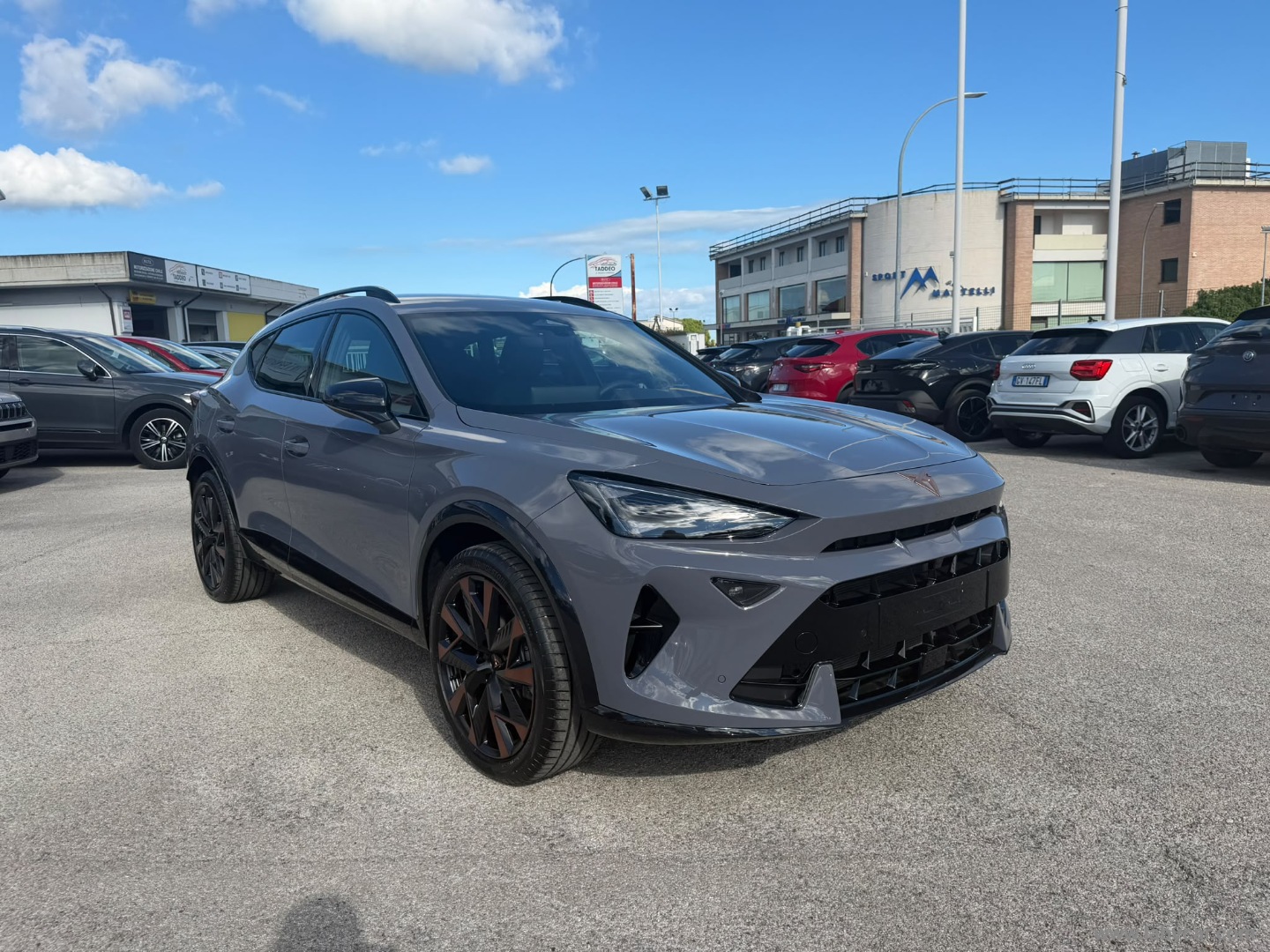 CUPRA Formentor 1.5 e-Hybrid DSG - Immagine 3