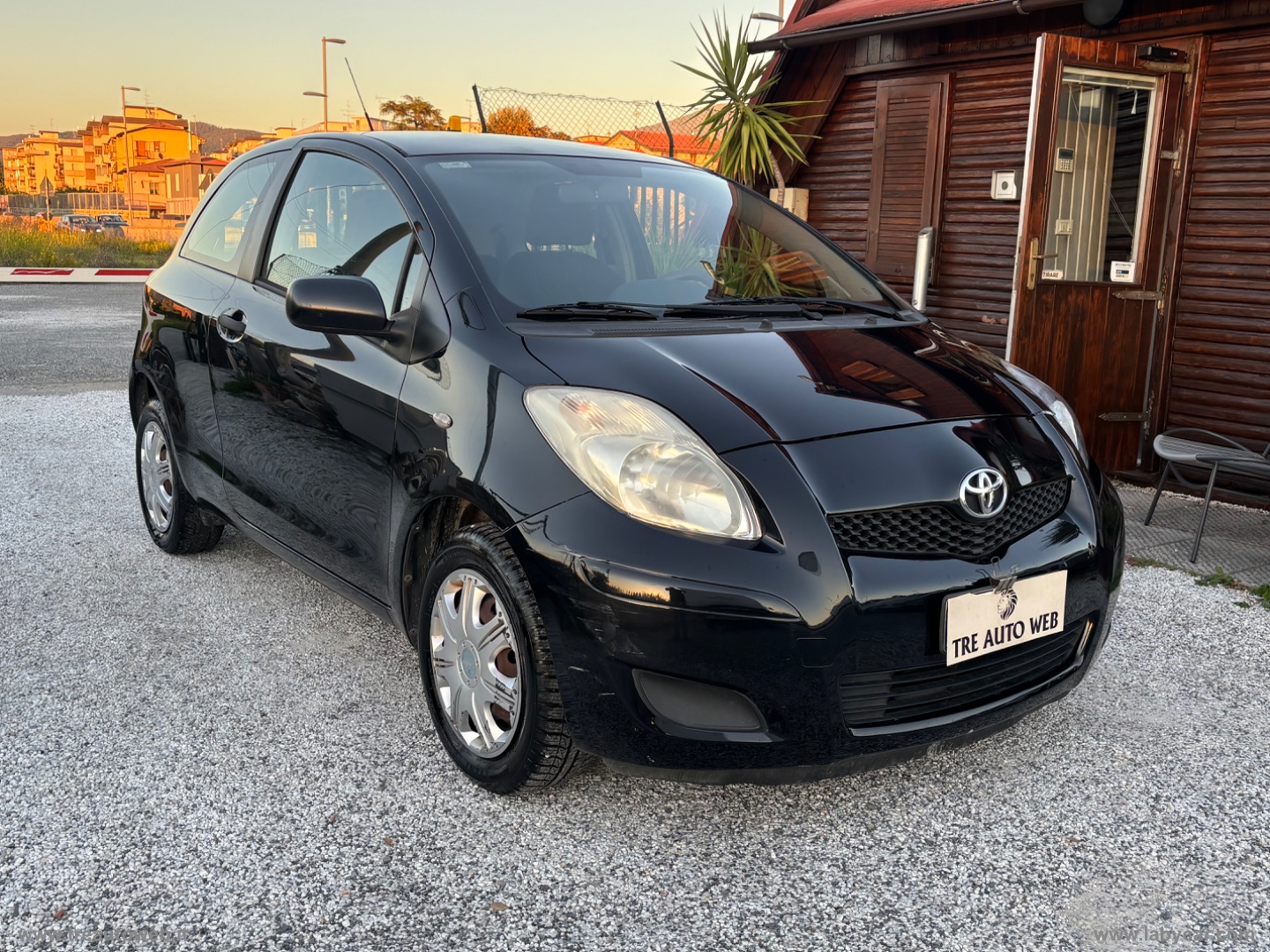 Yaris 1.0 3p. - immagine 3
