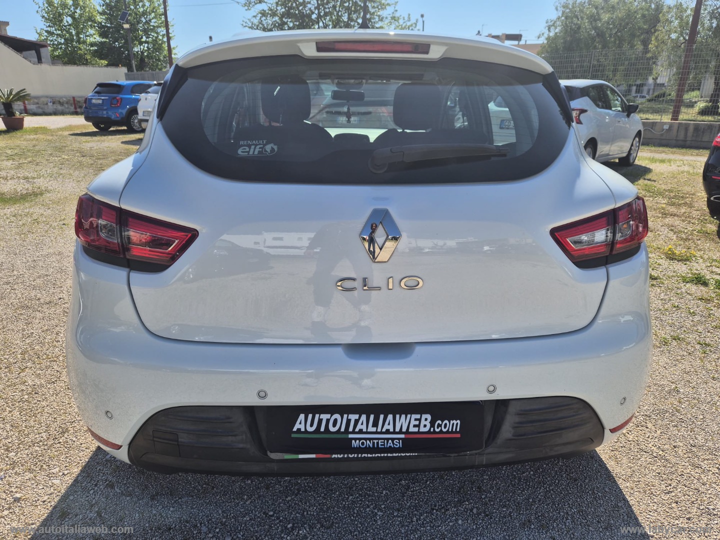 Clio dCi 8V 75CV 5p. Moschino Intens - immagine 3