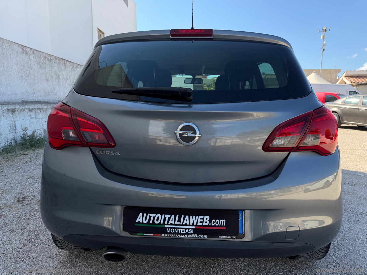Corsa 1.4 90 CV GPL Tech 5p. n-Joy - immagine 3