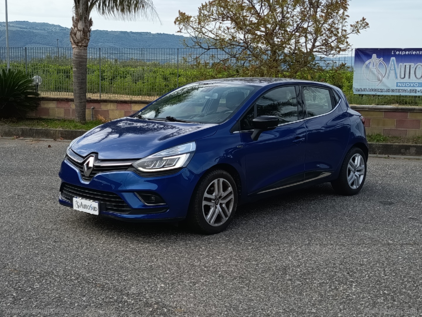 Clio TCe 12V 90 CV S&S 5p. Energy Duel - immagine 3