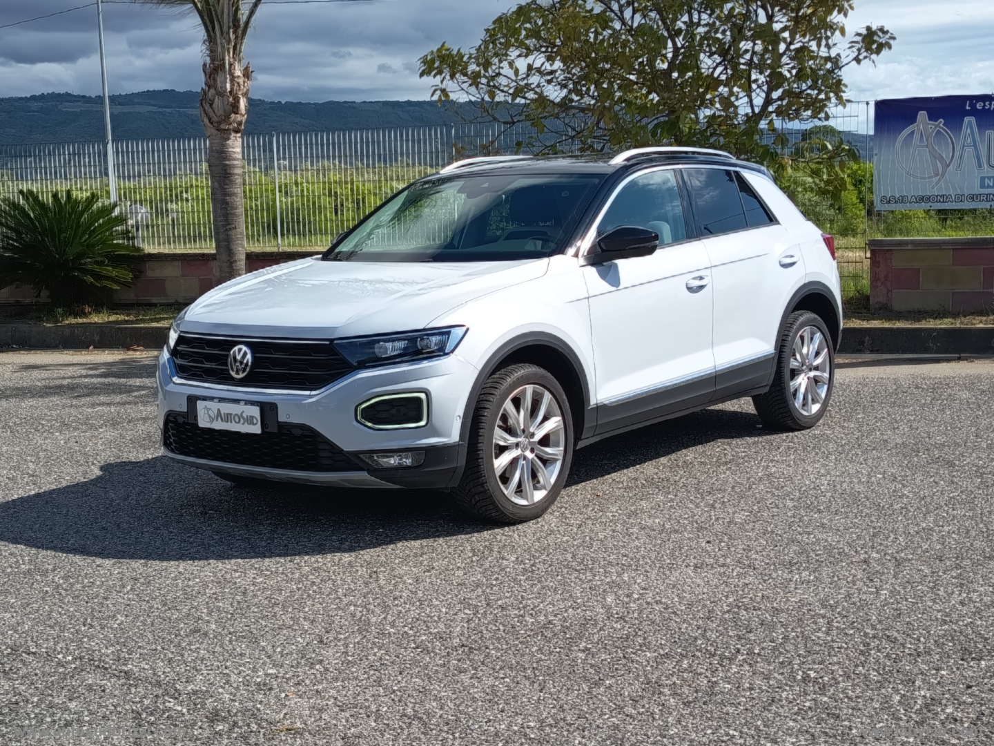 T-Roc 1.6 TDI SCR Advanced BlueMot.Tech. NAVI+RETRO - immagine 3