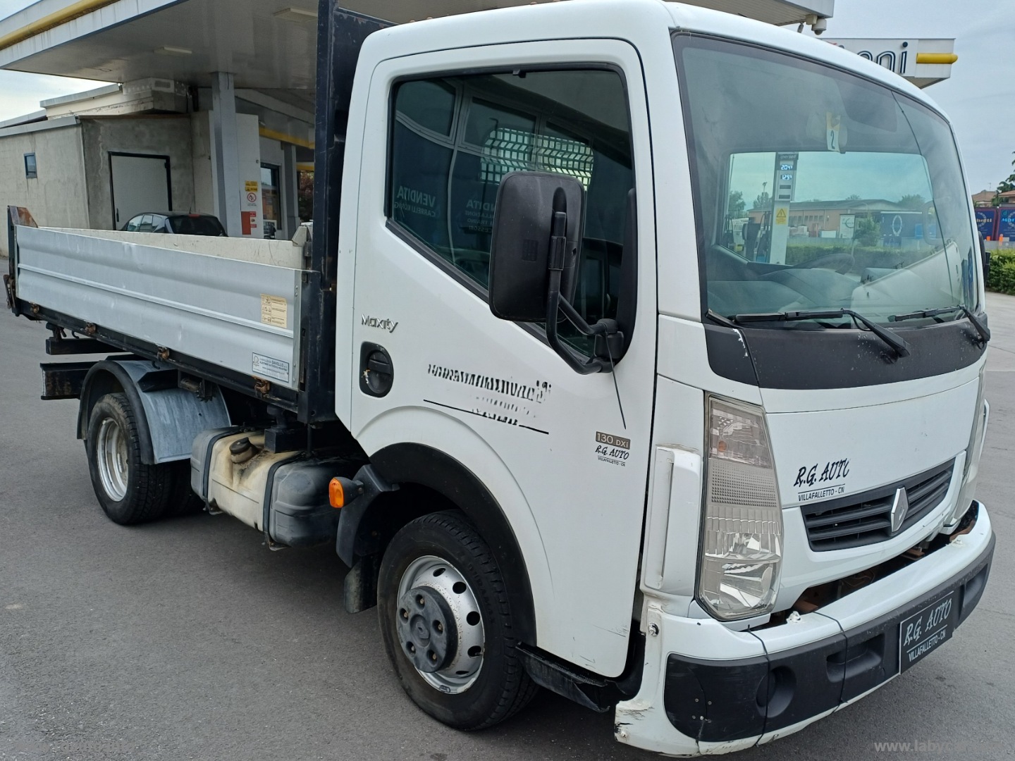 Maxity 130.35/5 2.5 DXi PC-RG Cabinato - immagine 3
