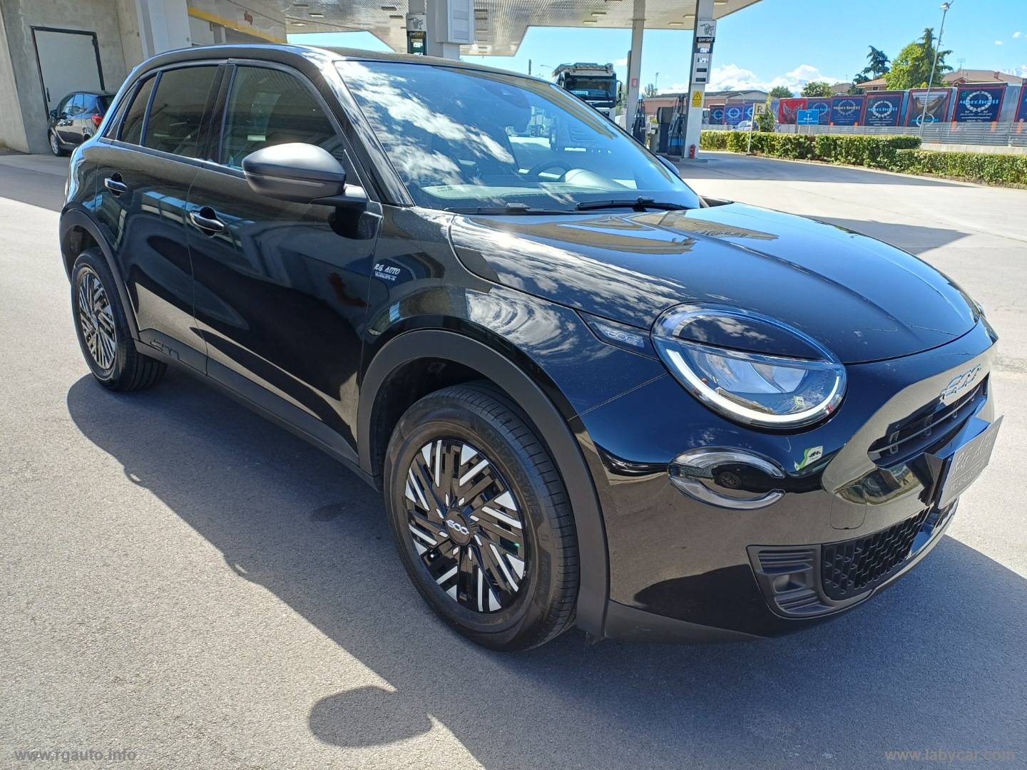 600 Hybrid MHEV - immagine 3