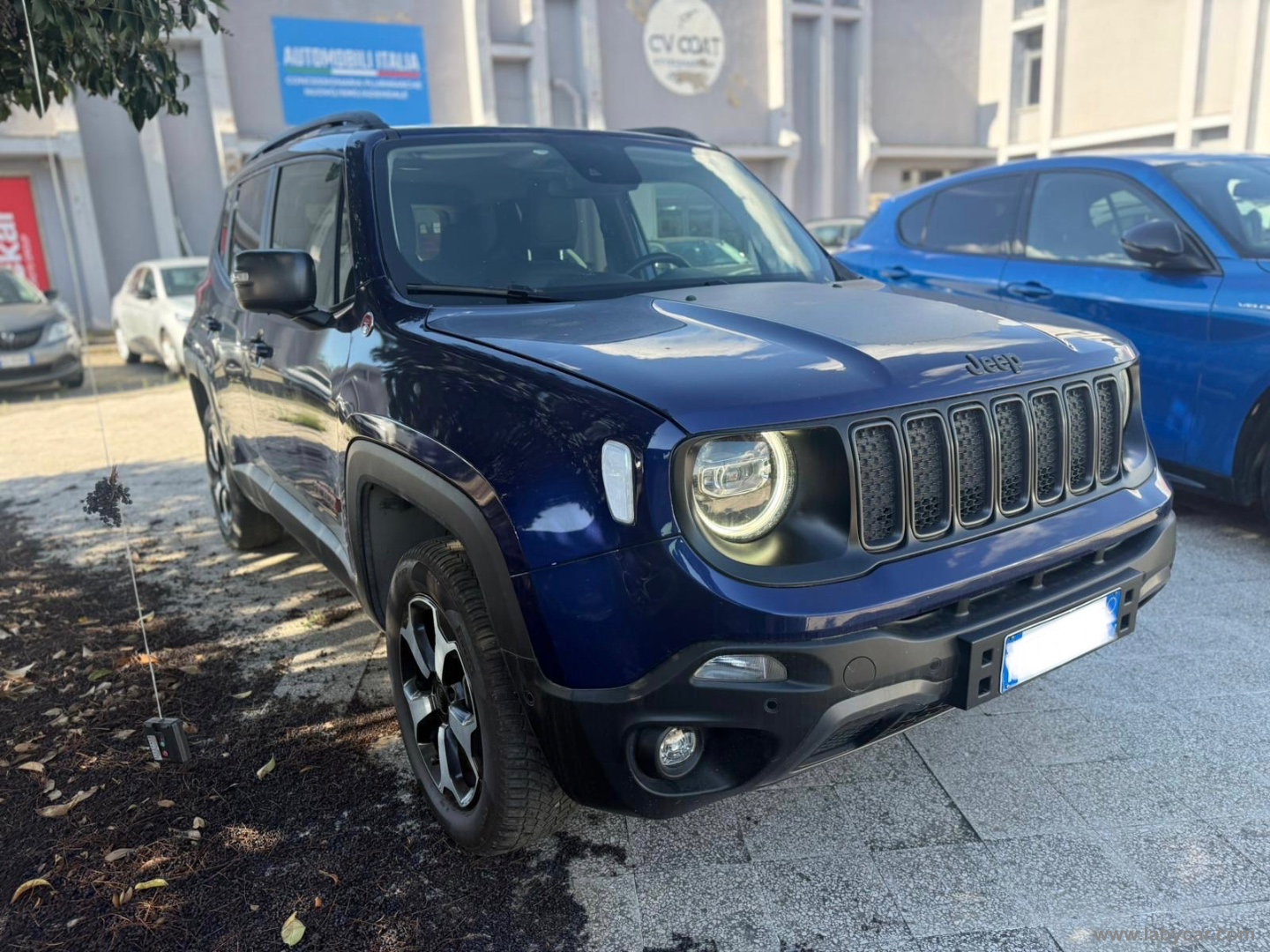Renegade 2.0 Mjt 170CV 4WD Tr.hawk - immagine 3