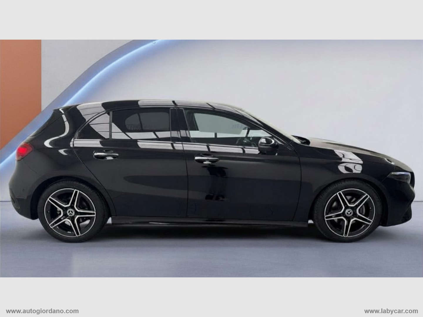 A 180 Automatic AMG LinE ADVANCED PLUS - immagine 3