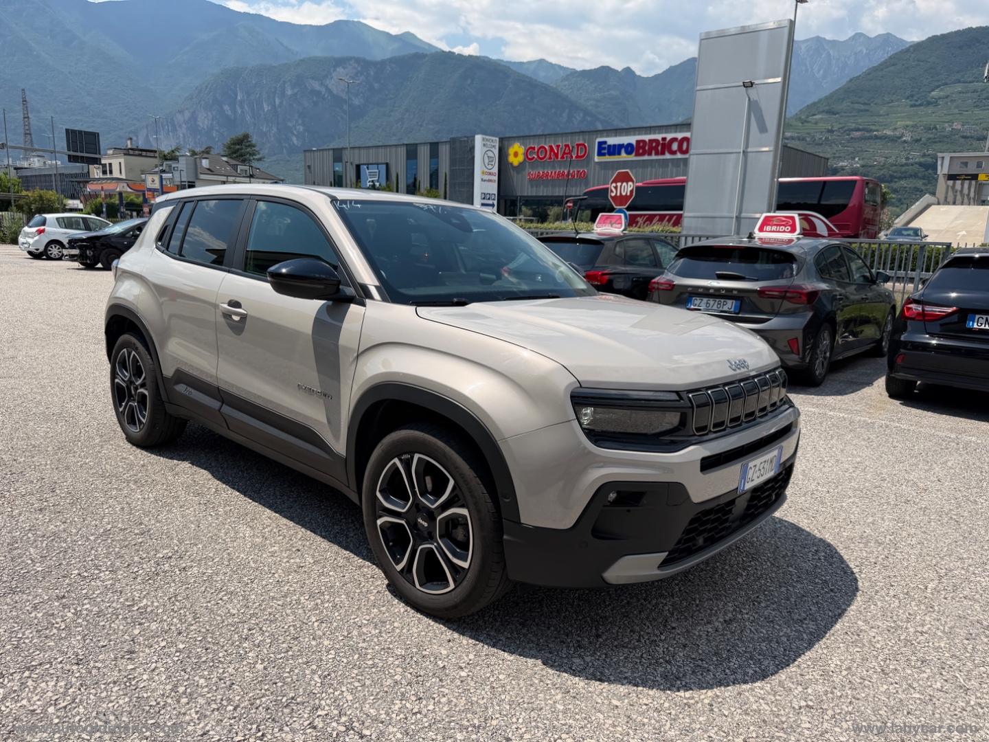 Avenger BEV Summit 420 156 CV - immagine 3