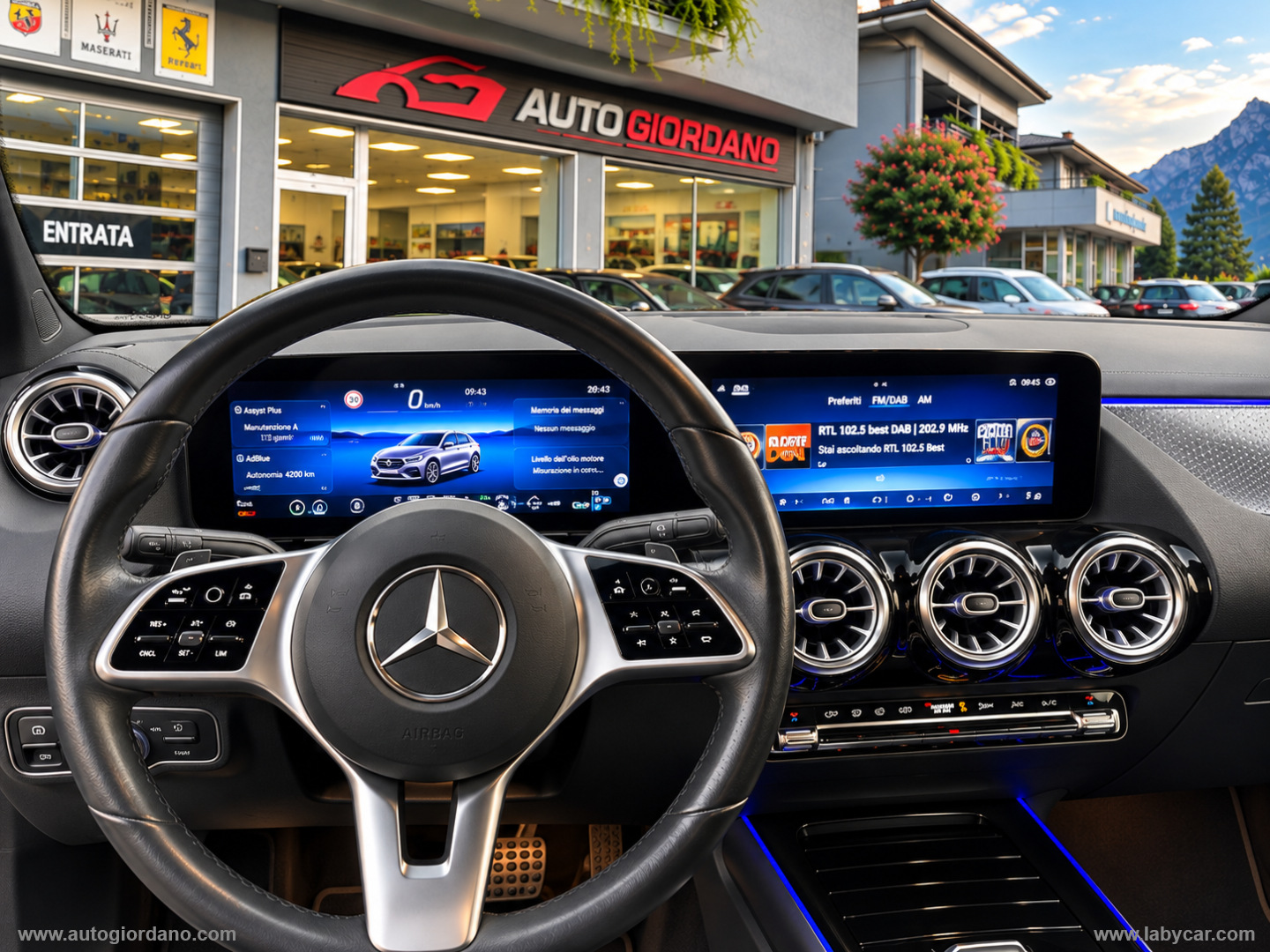 GLA 200 d Automatic 4Matic Premium - immagine 3