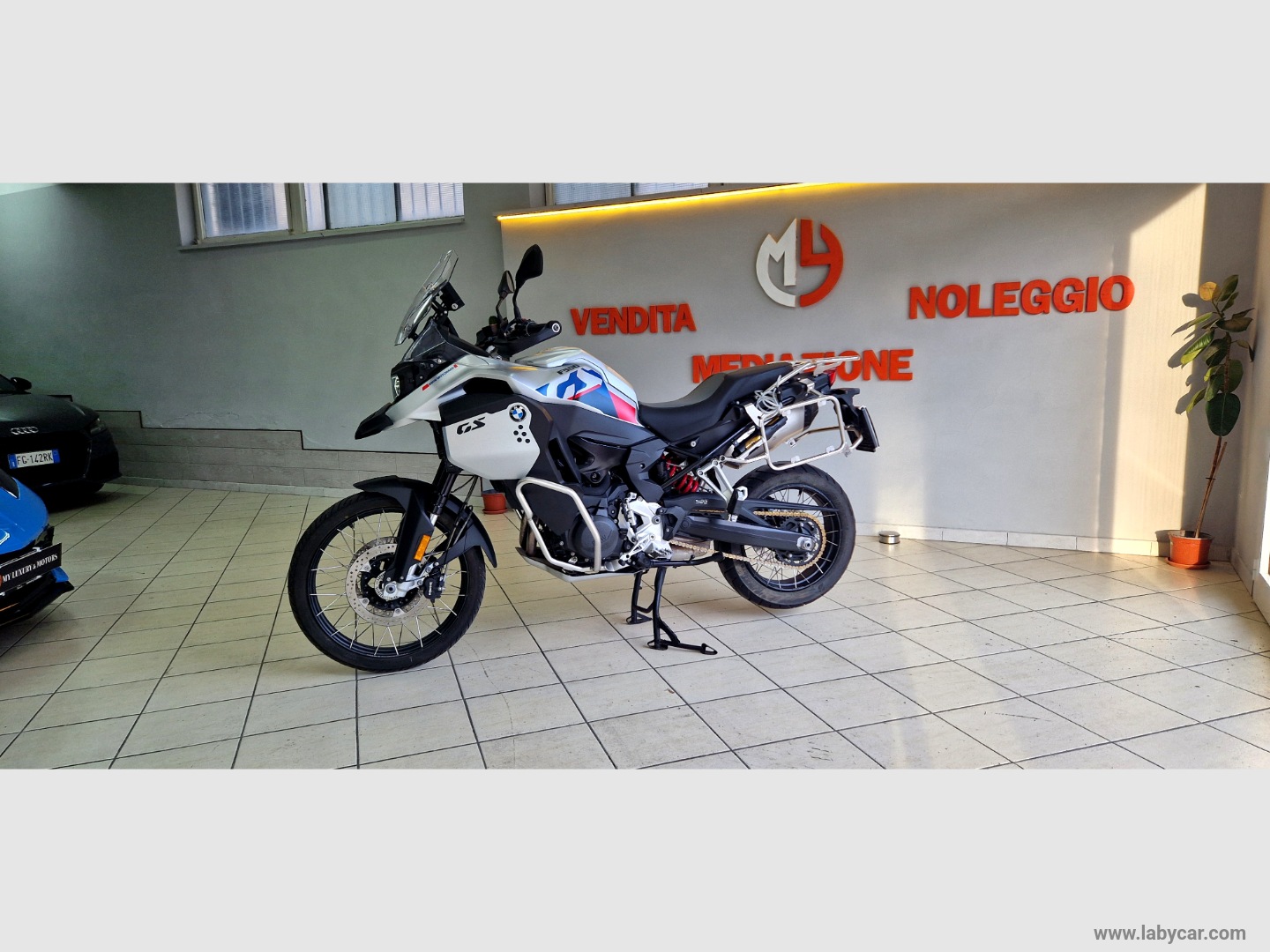 F 900 GS ADVENTURE - immagine 3