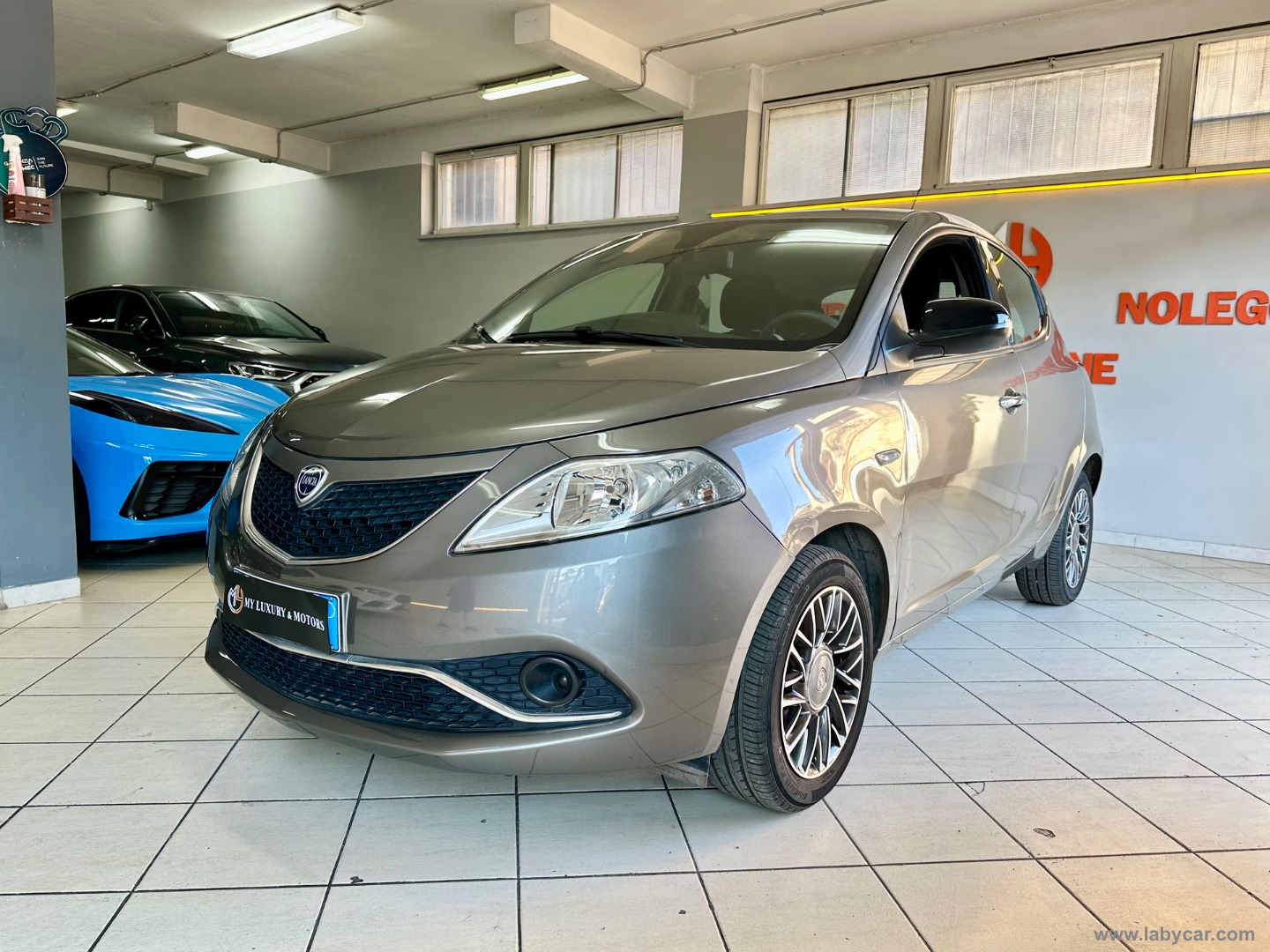 Ypsilon 1.2 69 CV 5p. Gold EURO 6 - immagine 3