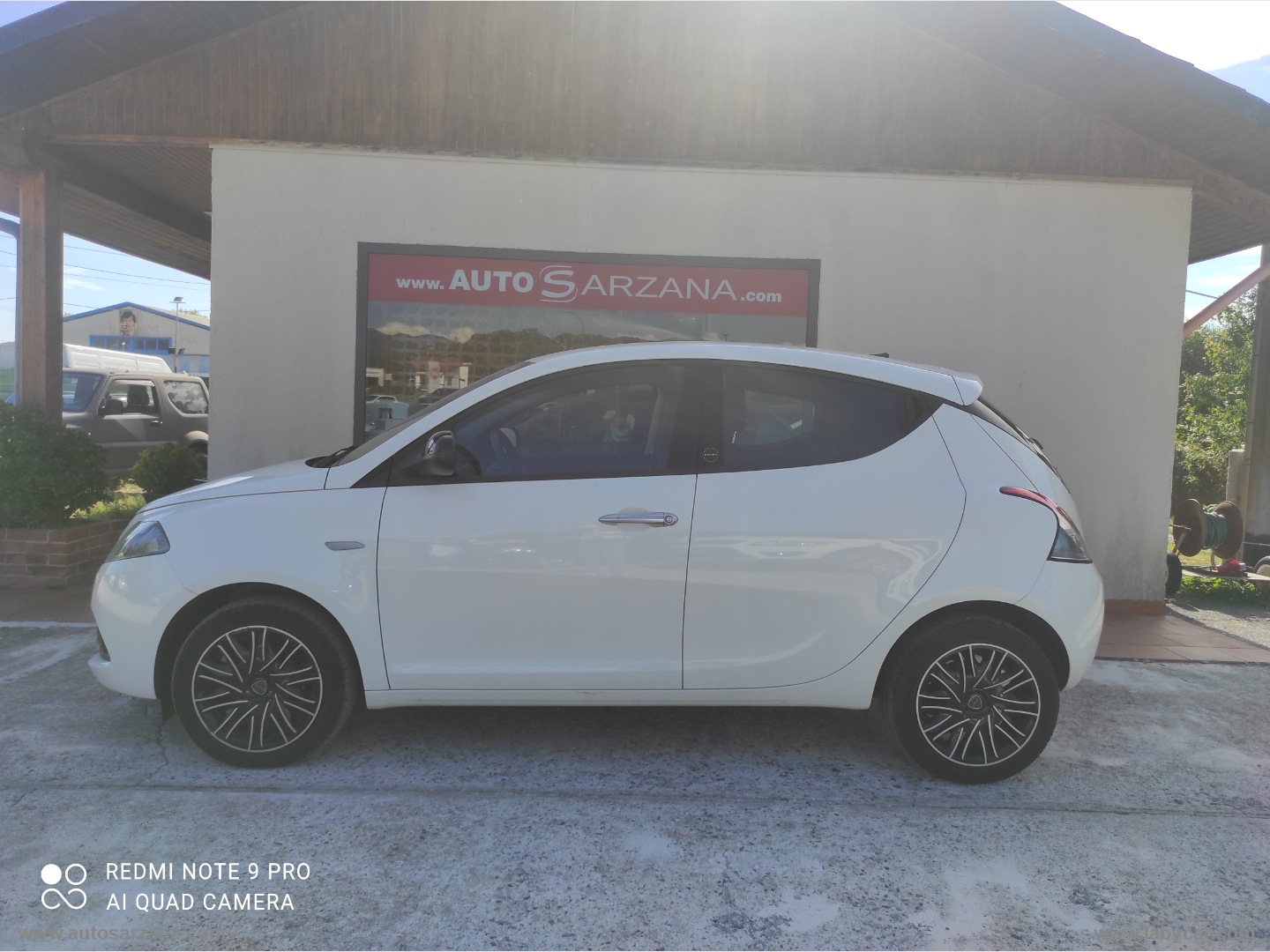 Ypsilon 1.0 FireFly 5p.S&S Hyb. Eco Gold - immagine 3
