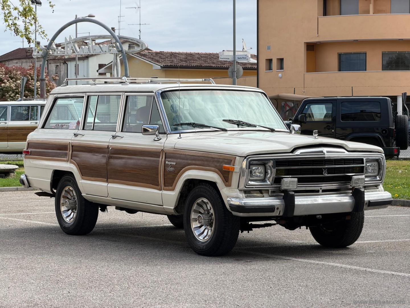 GRAND WAGONEER 5.9 V8 ASI-DA RESTAURARE - immagine 3