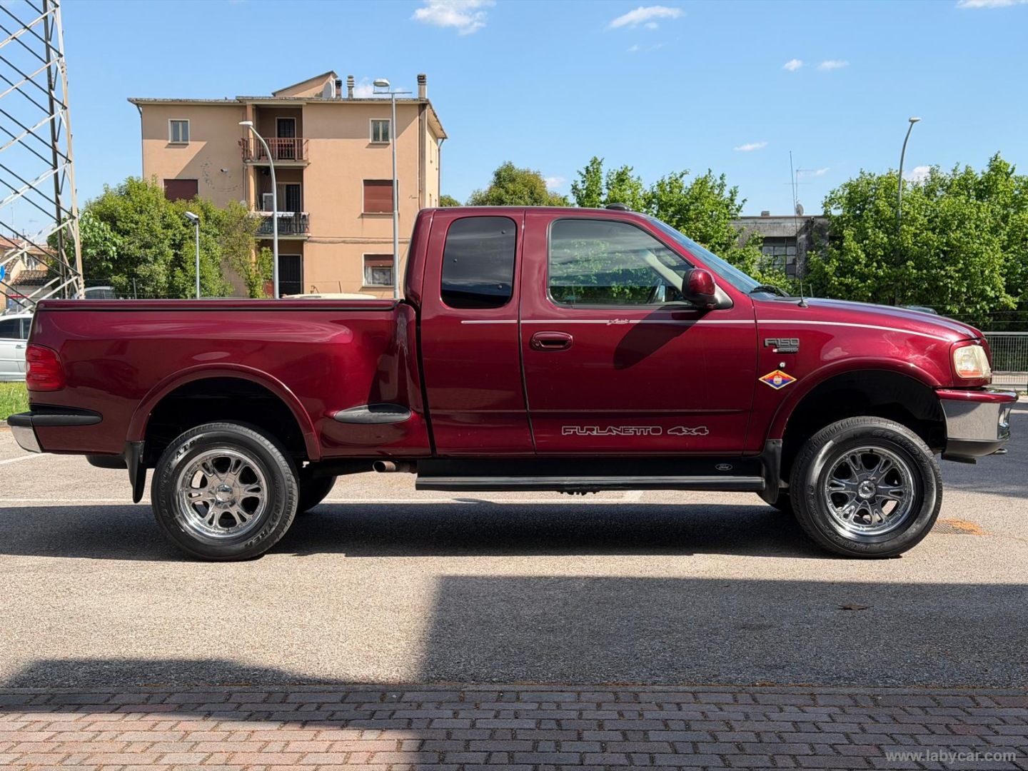 F-150 LARIAT TRITON V8 4WD SUPER CAB FLARESIDE GPL–COMMERCIANTI - immagine 3