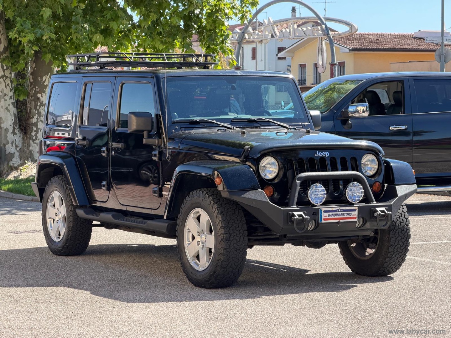 Wrangler Unlimited 2.8 CRD Sahara A. - immagine 3