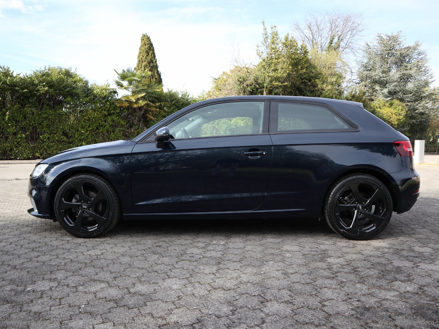 A3 1.6 TDI Sport - immagine 3