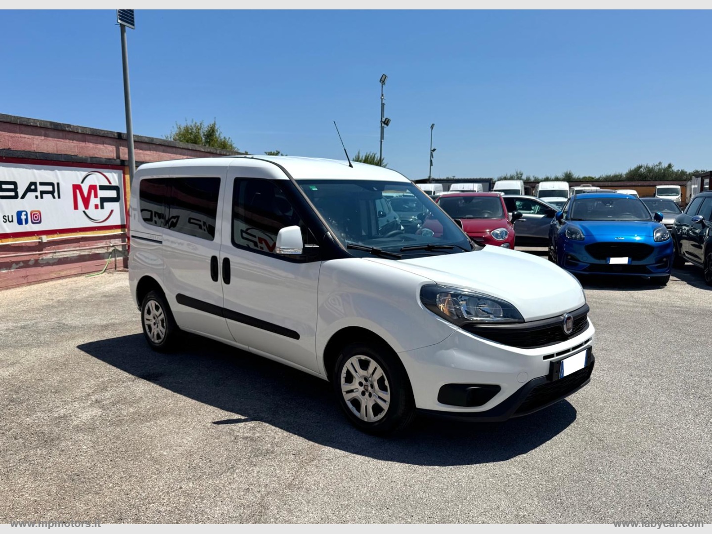 DOBLO COMBI LOUNGE 1.6 MJ 105CV AUTOCARRO - immagine 3