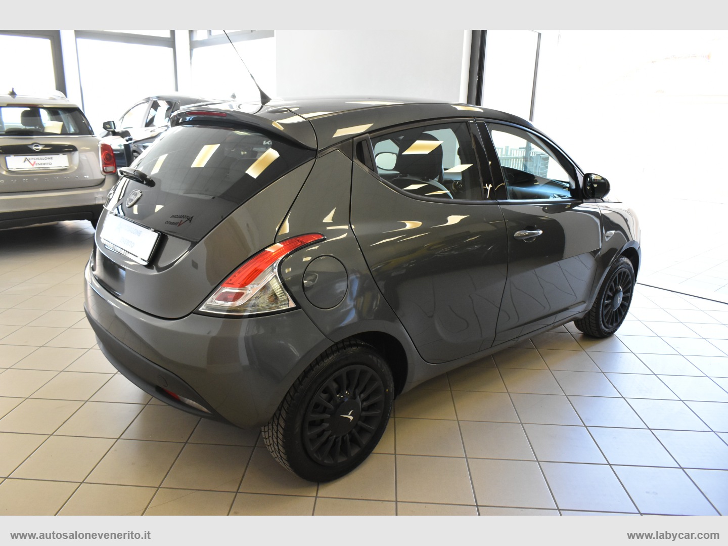 Ypsilon 1.2 69 CV 5p. Elefantino - immagine 3