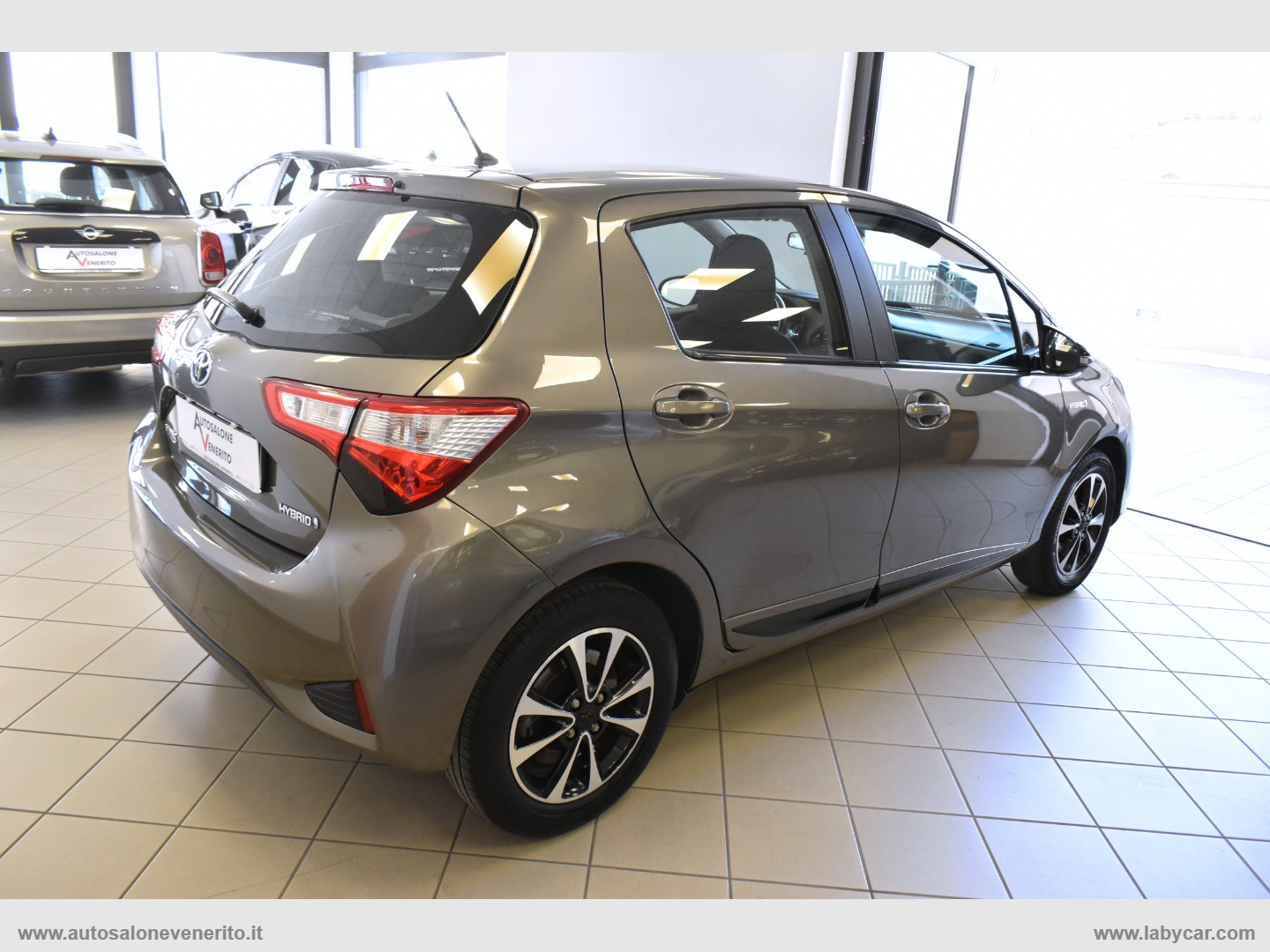 Yaris 1.5 Hybrid 5p. Active - immagine 3