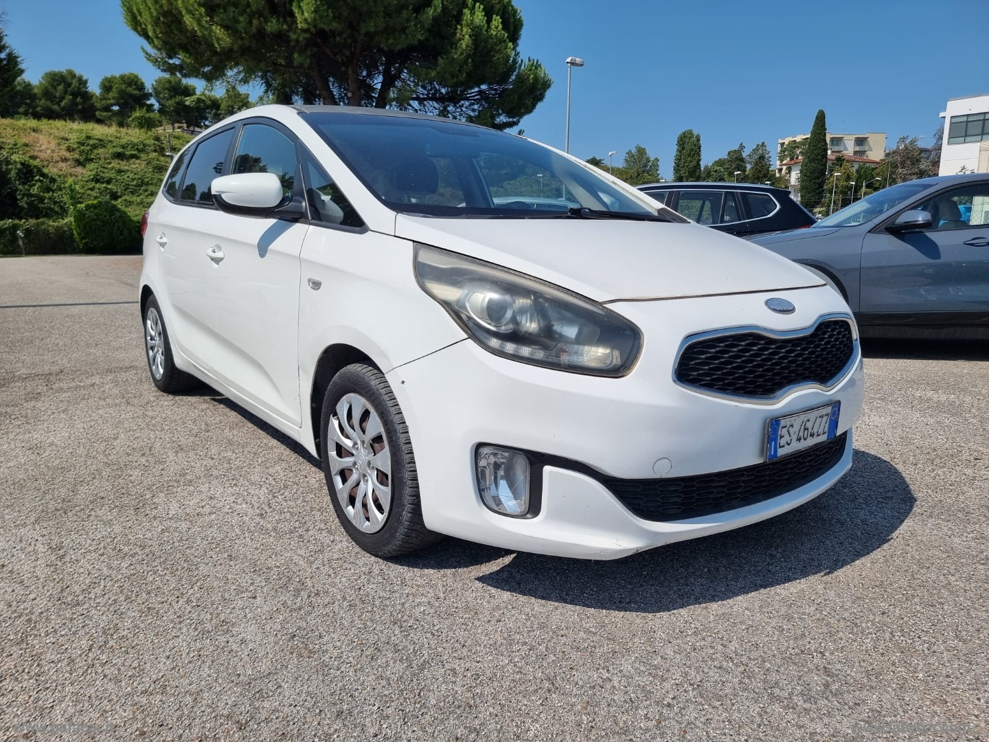 Carens 1.7 CRDi 115 CV Cool - immagine 3