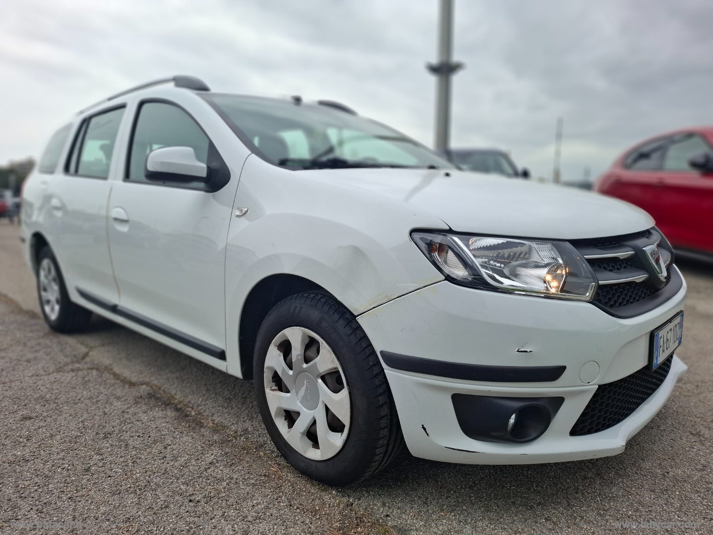 Logan MCV 1.5 dCi 8V 75 CV S&S Ambiance - immagine 3