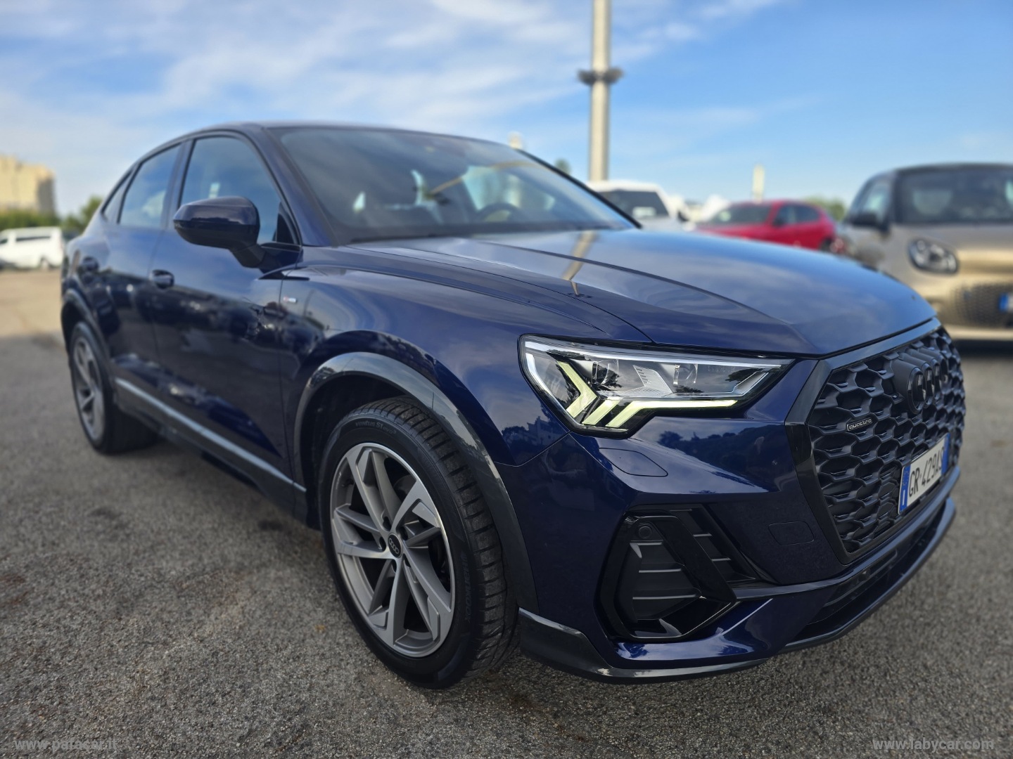 Q3 SPB 35 TDI quattro S tr. S line ed. - immagine 3