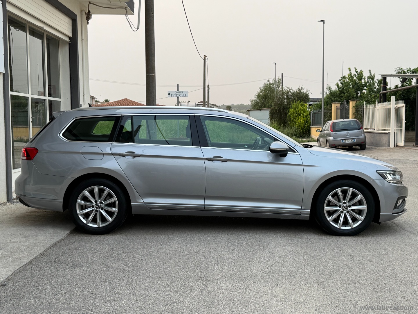 Passat Var. 2.0 TDI 122 CV EVO DSG Bus. - immagine 3
