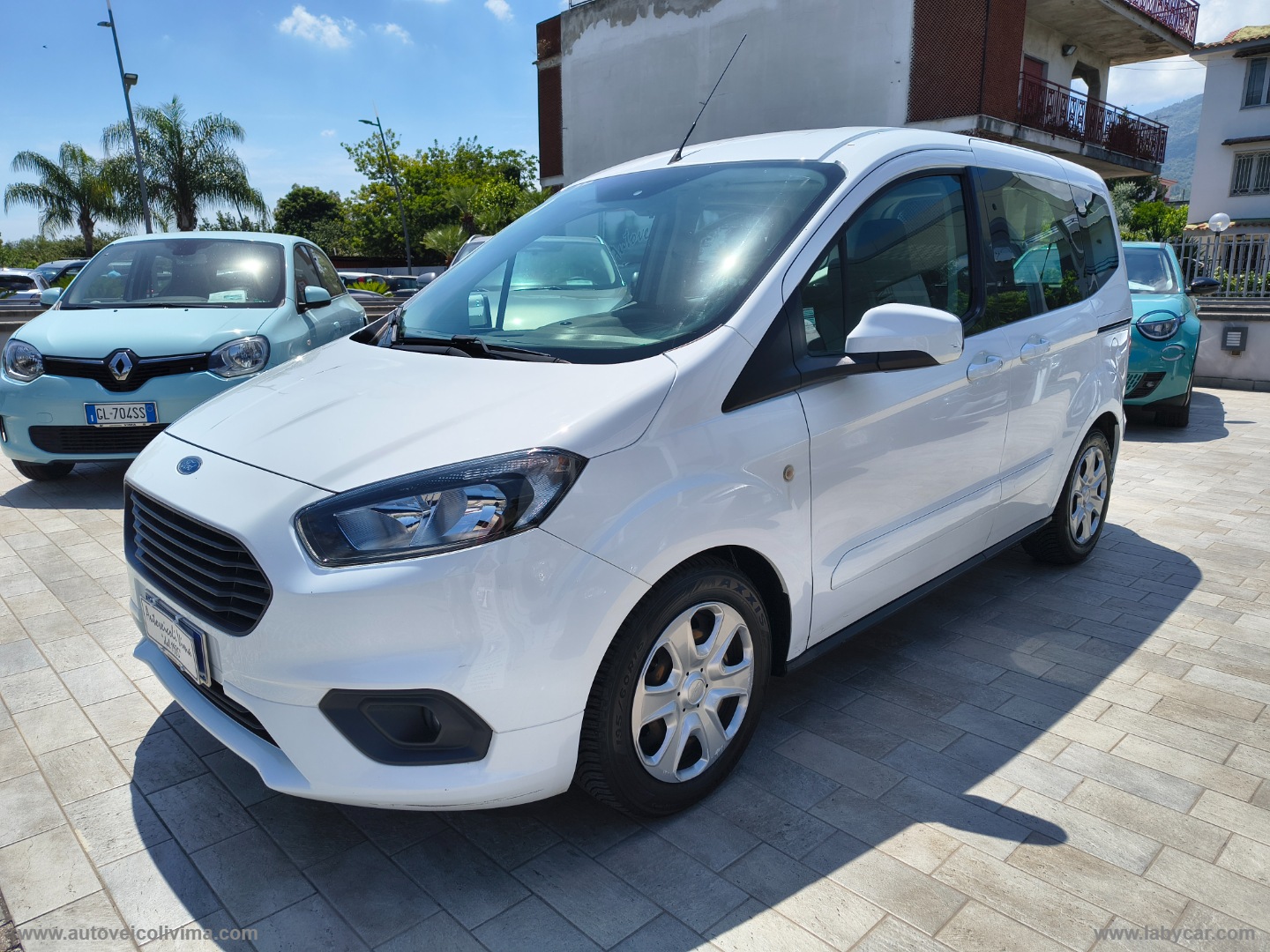 Tourneo Courier 1.5 TDCI 75 CV S&S Plus - immagine 3