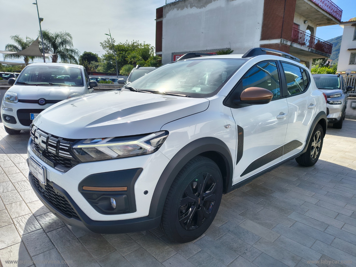Sandero Stepway 1.0 TCe ECO-G Extreme Up - immagine 3