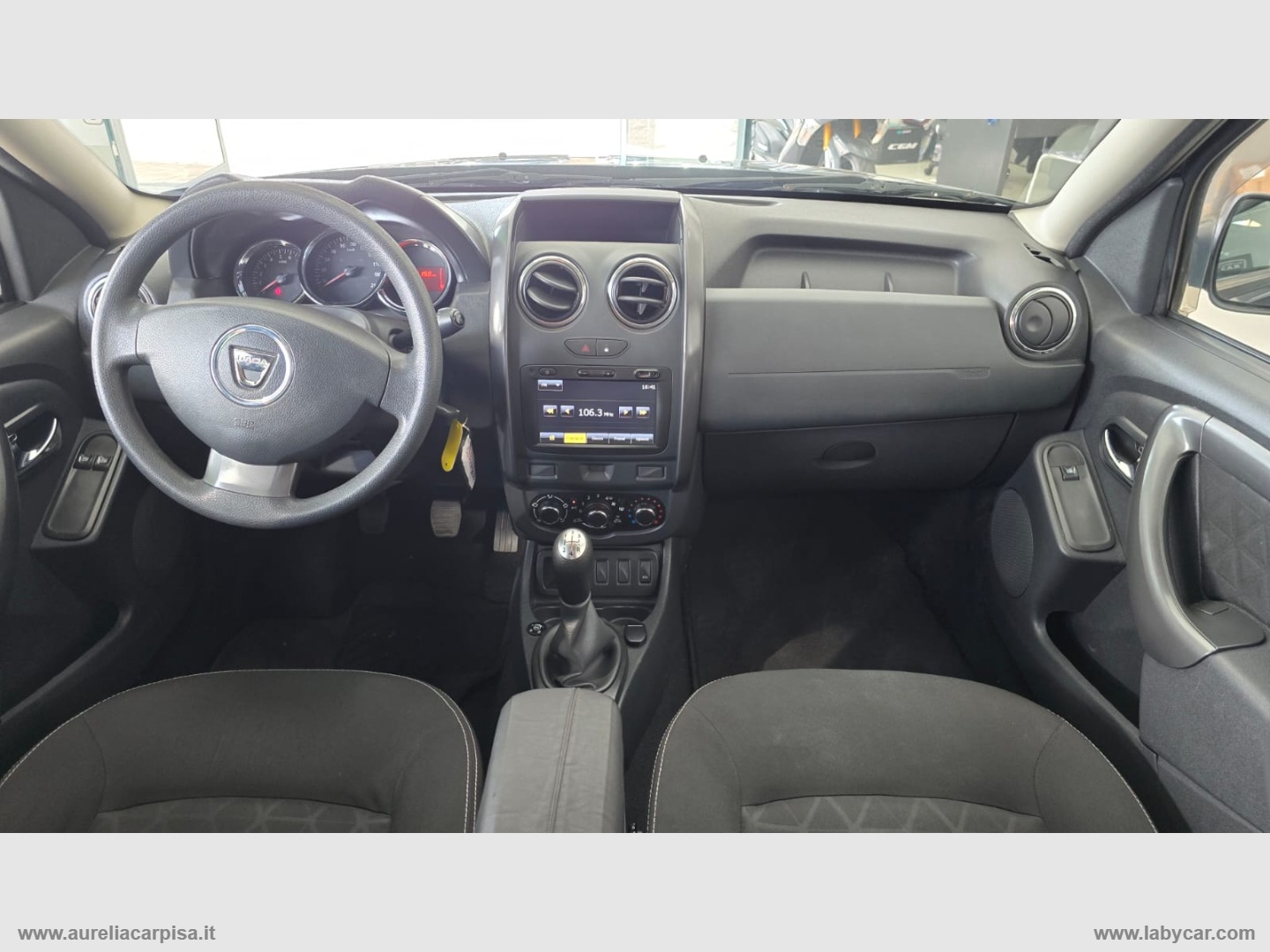 Duster 1.6 110 CV 4x2 GPL Lauréate - immagine 3