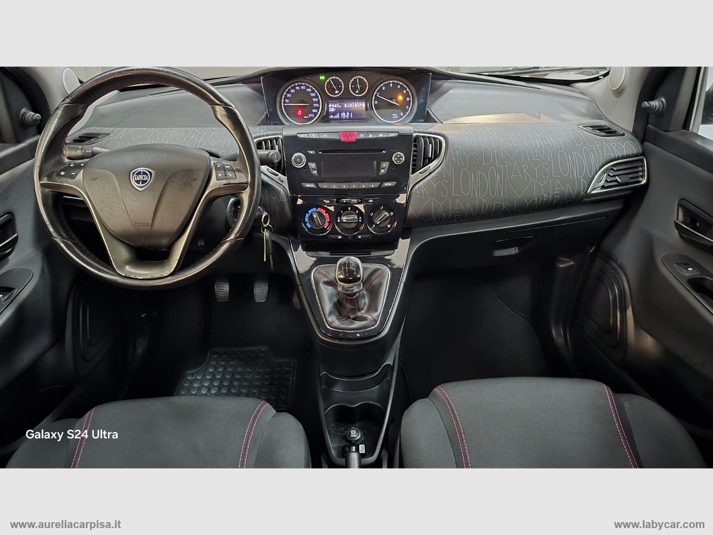 Ypsilon 1.2 69 CV 5p. GPL Ecochic Ele. - immagine 3
