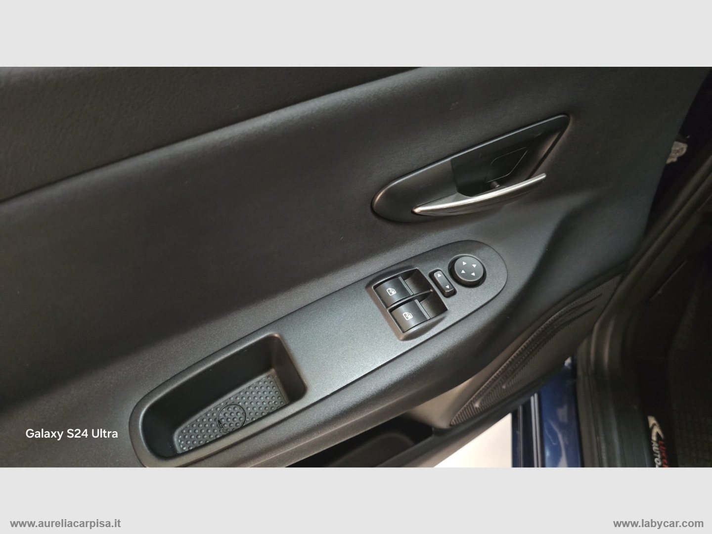 Ypsilon 1.2 69 CV 5p. S&S Gold GPL - immagine 3