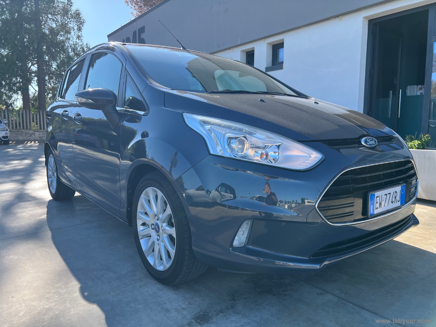 B-Max 1.5 TDCi 75 CV Titanium - immagine 3