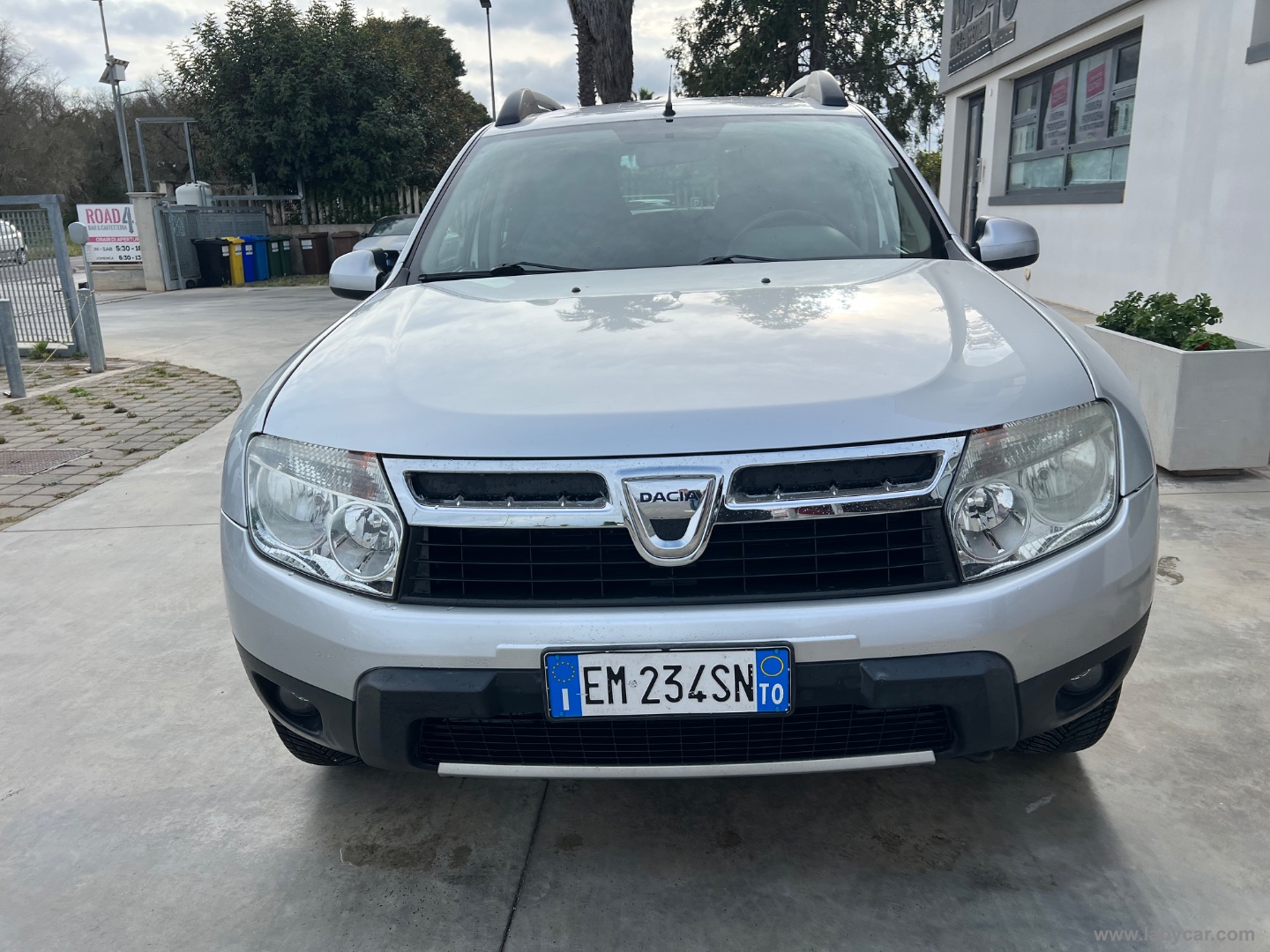 Duster 1.6 110 CV 4x2 GPL Lauréate - immagine 3