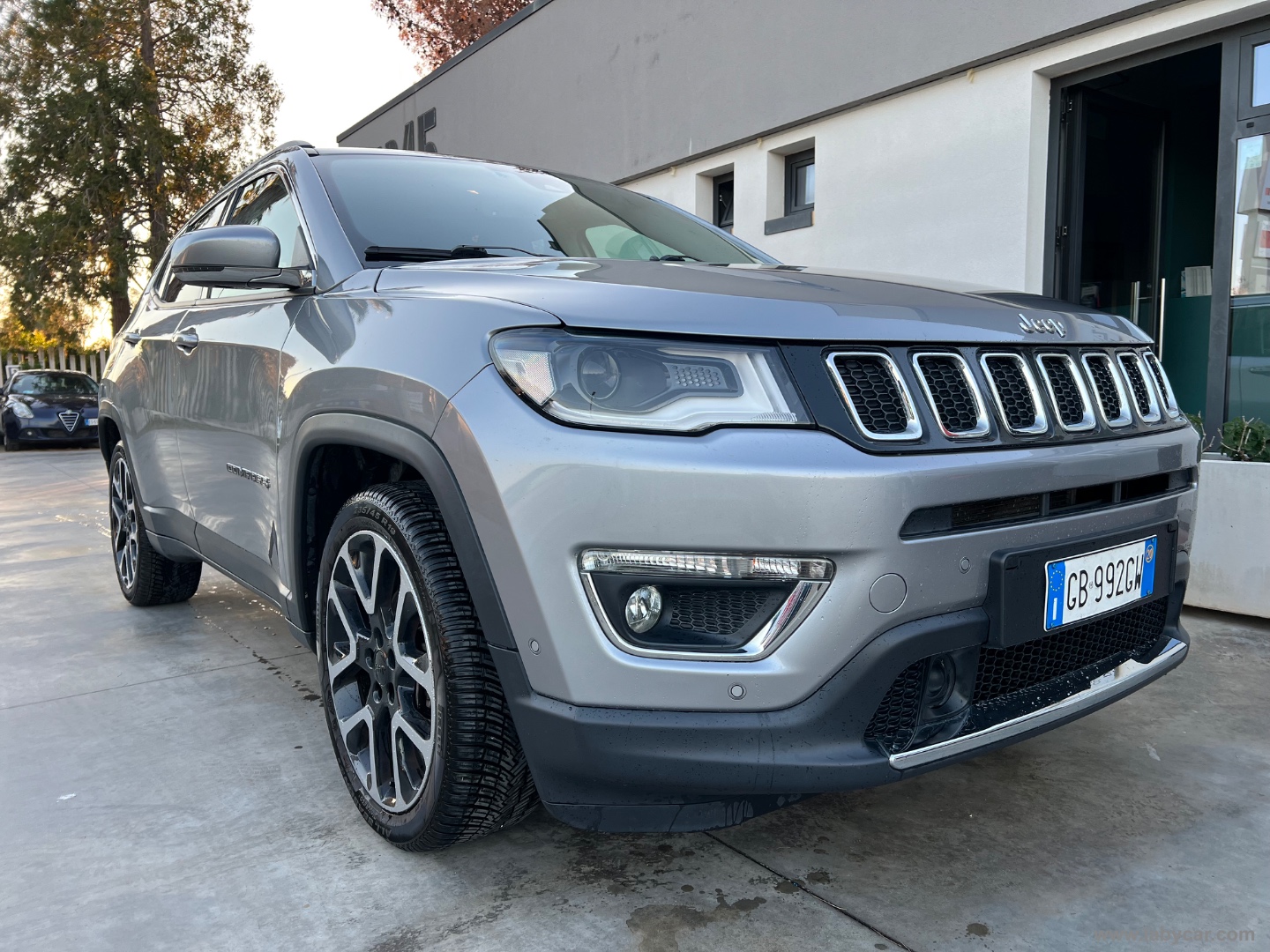 Compass 1.6 Mjt II 2WD Limited - immagine 3