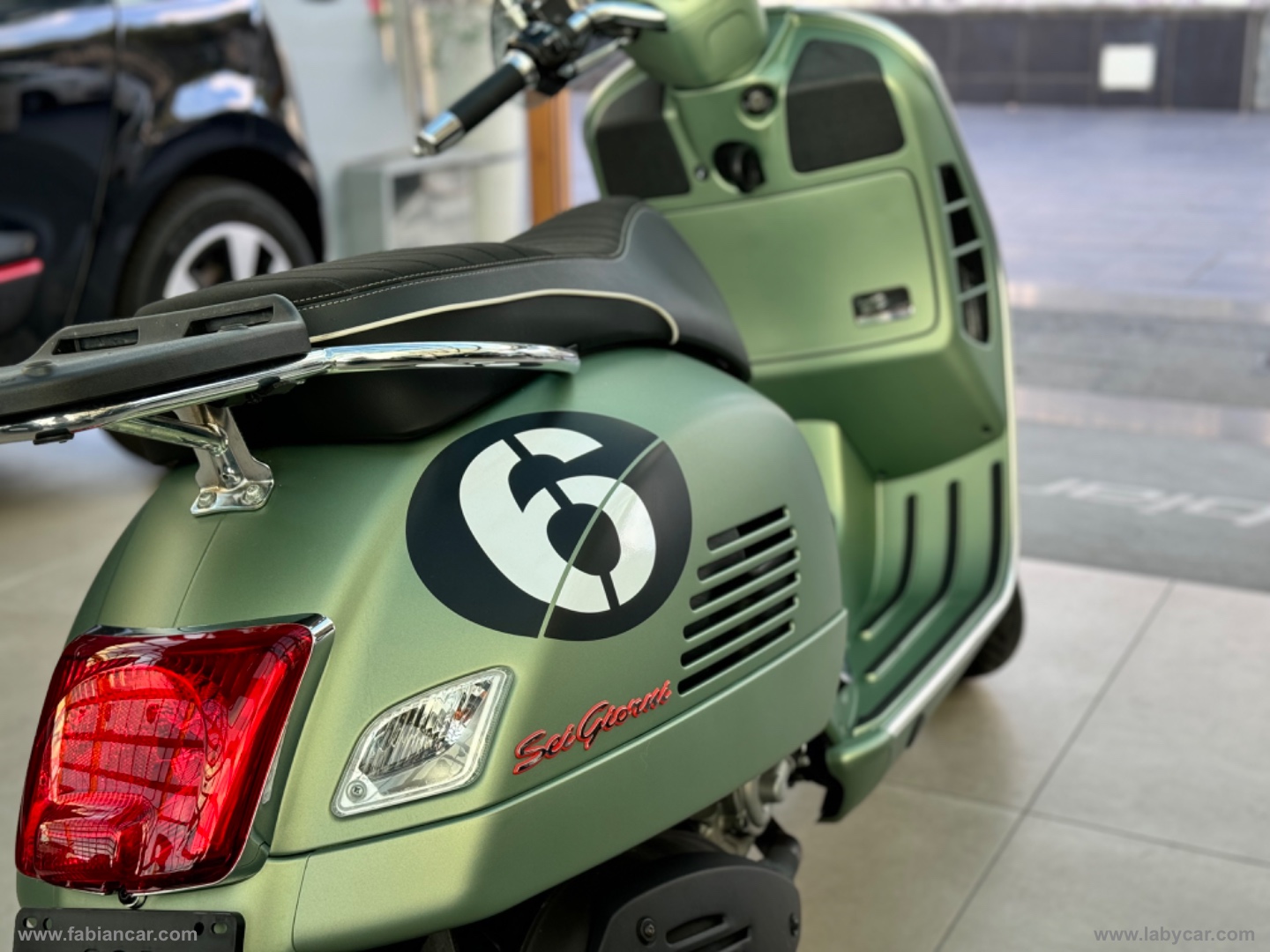 PIAGGIO VESPA SEI GIORNI 300CC II EDITION - immagine 3