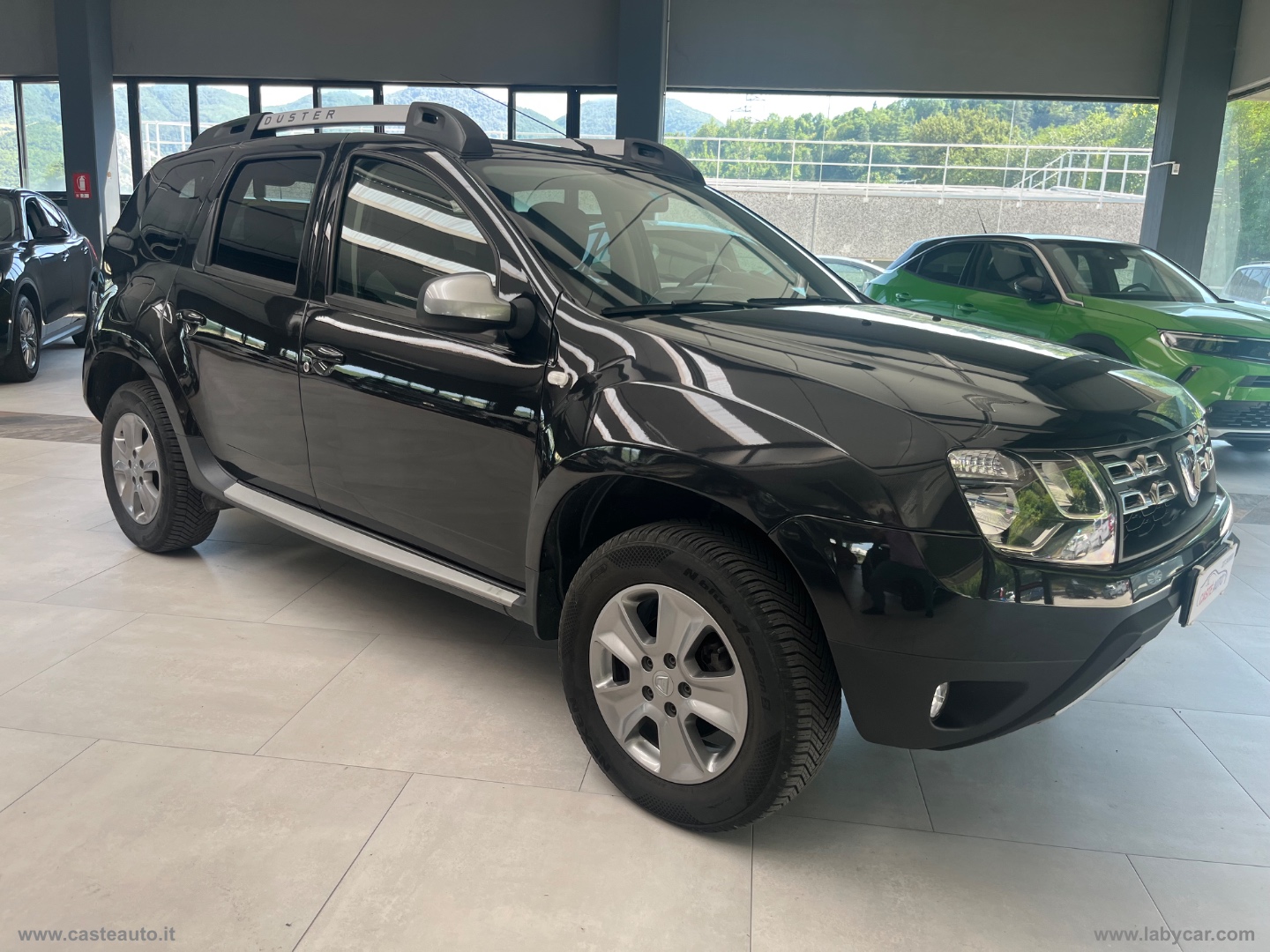 Duster 1.5 dCi 110 CV S&S 4x4 Lauréate CON GANCIO TRAINO - immagine 3