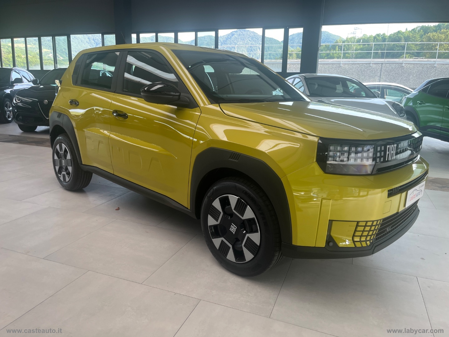 Grande Panda 1.2 Hybrid 110 CV S&S Icon - immagine 3