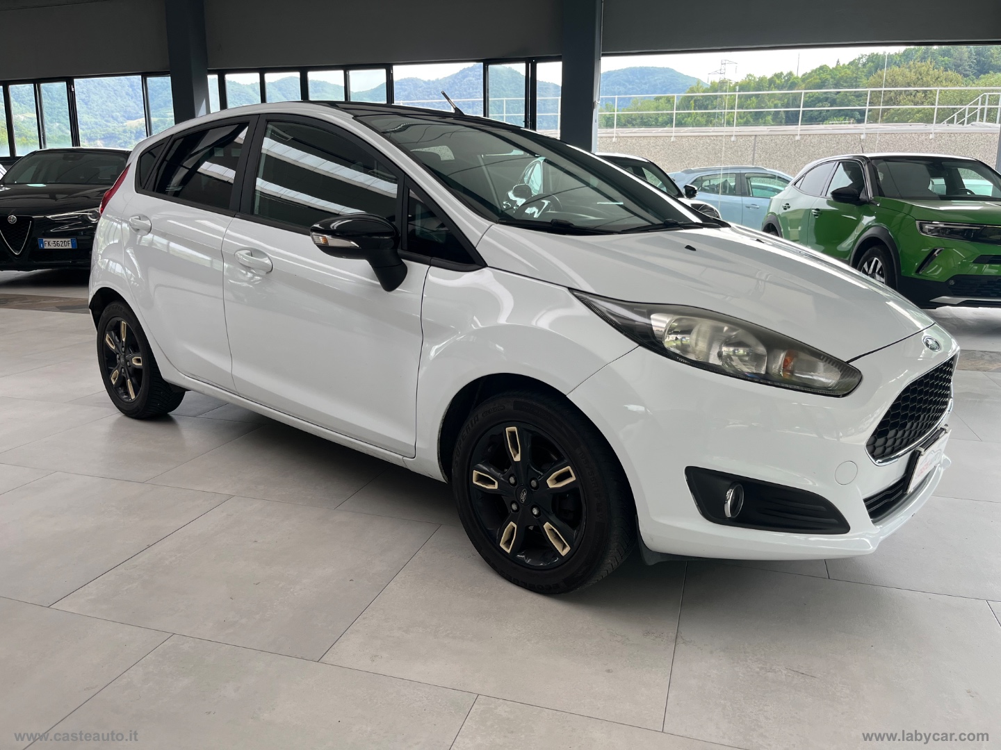 Fiesta 1.5 TDCi 95 CV 5p. ST-Line - immagine 3