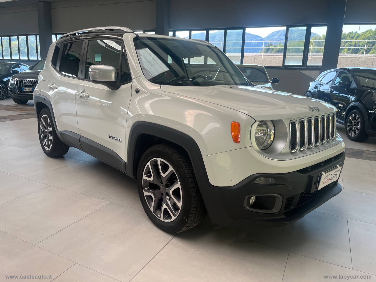 Renegade 1.6 Mjt 120CV Limited - immagine 3