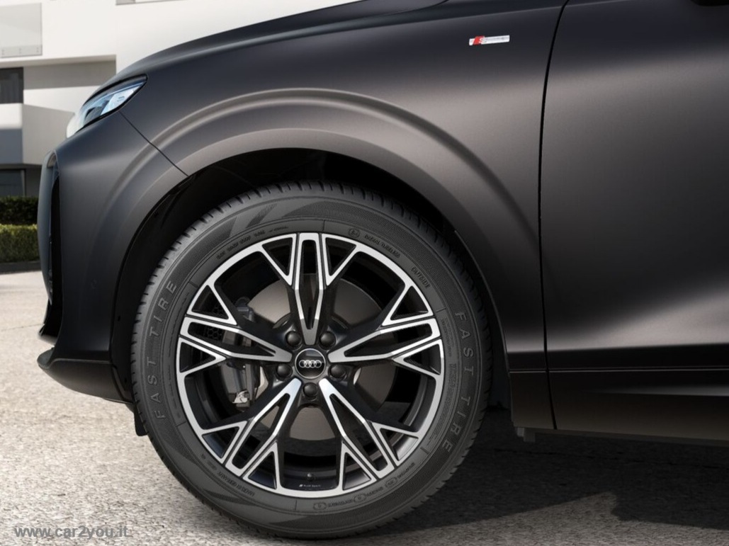 Q3 Sportback TFSI 204cv S tronic quattro S Line - immagine 3