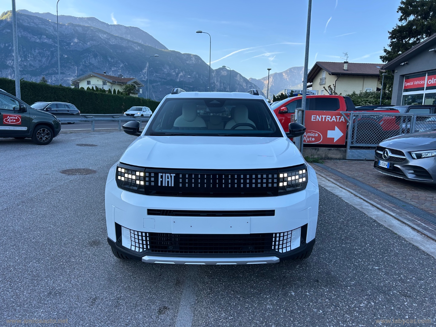 Grande Panda 1.2 Hybrid 110 S&S La Prima - immagine 3