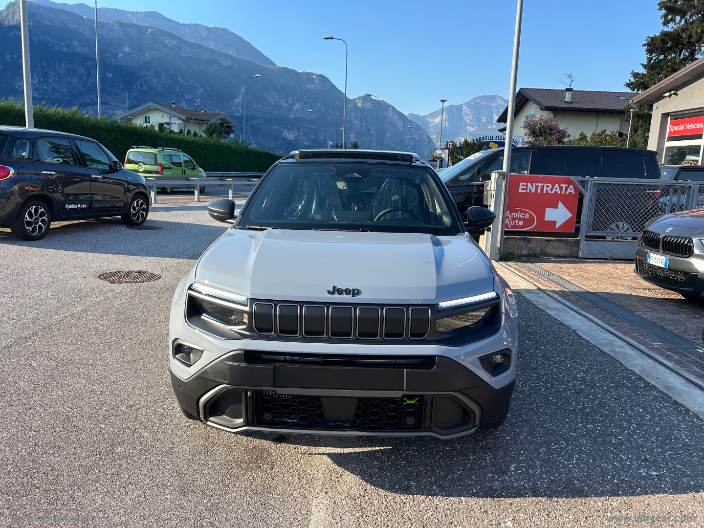 Avenger 1.2 Turbo 145cv e-Hyb.4xe Overand VERNICE BICOLORE GRIGIO STORM/TETTO NERO - immagine 3
