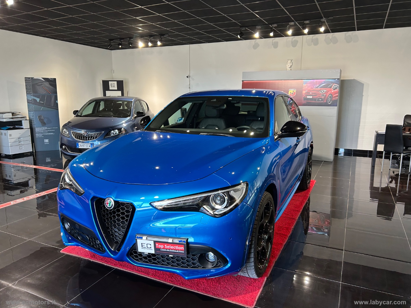 Stelvio 2.2 T.diesel 210CV AT8 Q4 Veloce - immagine 3