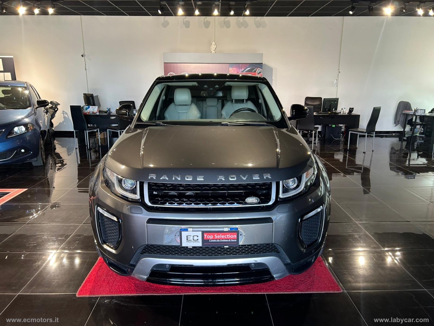 RR Evoque 2.0 TD4 150 CV Conv. HSE Dyn. - immagine 3