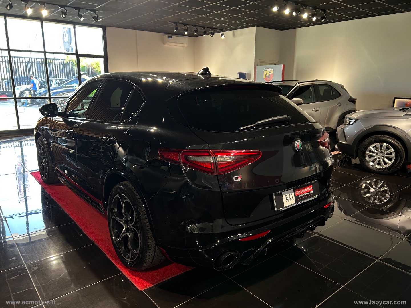 Stelvio 2.2 T.diesel 210CV AT8 Q4 Veloce - immagine 3
