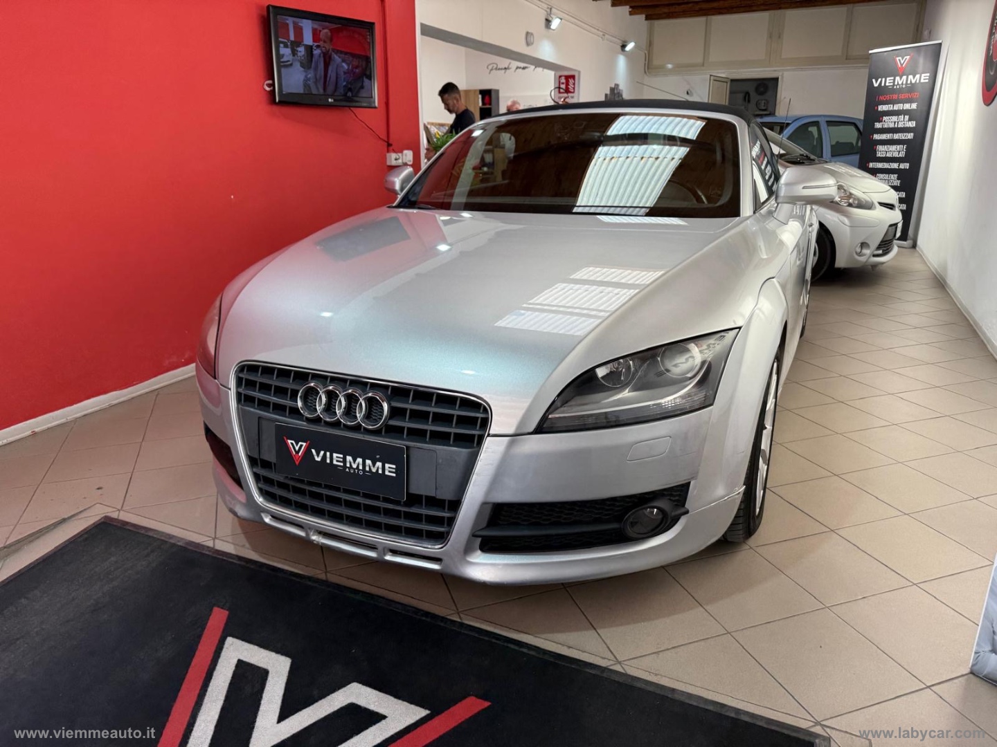 TT Roadster 2.0 TFSI - immagine 3