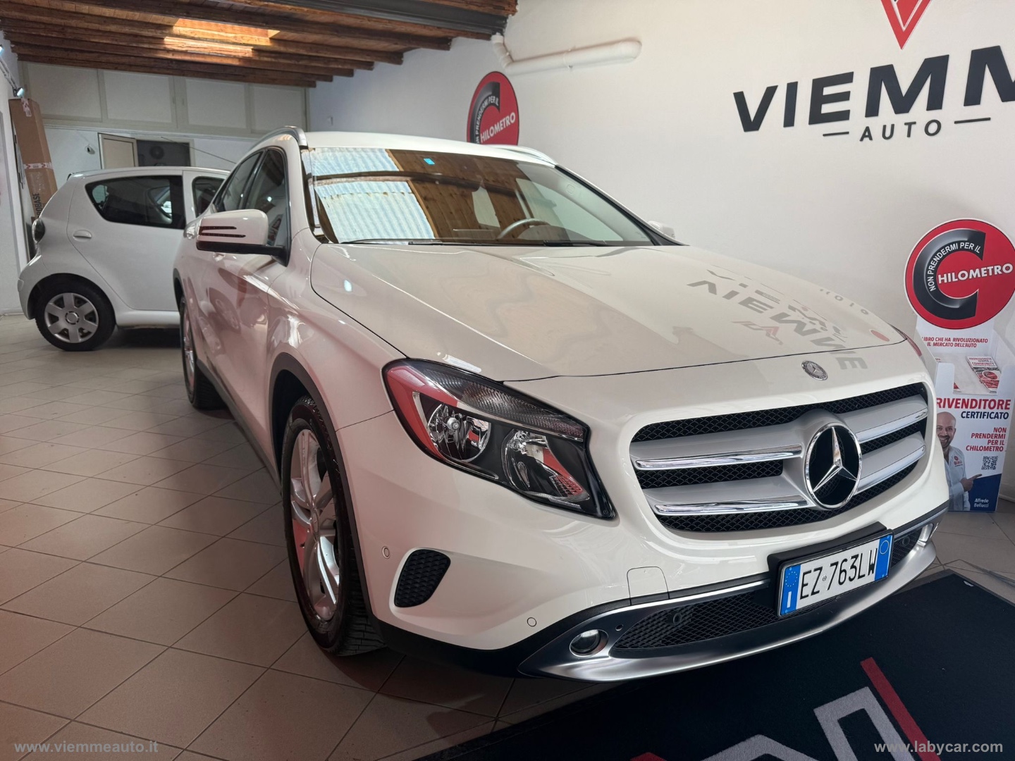 GLA 200 CDI Automatic 4Matic Premium - immagine 3